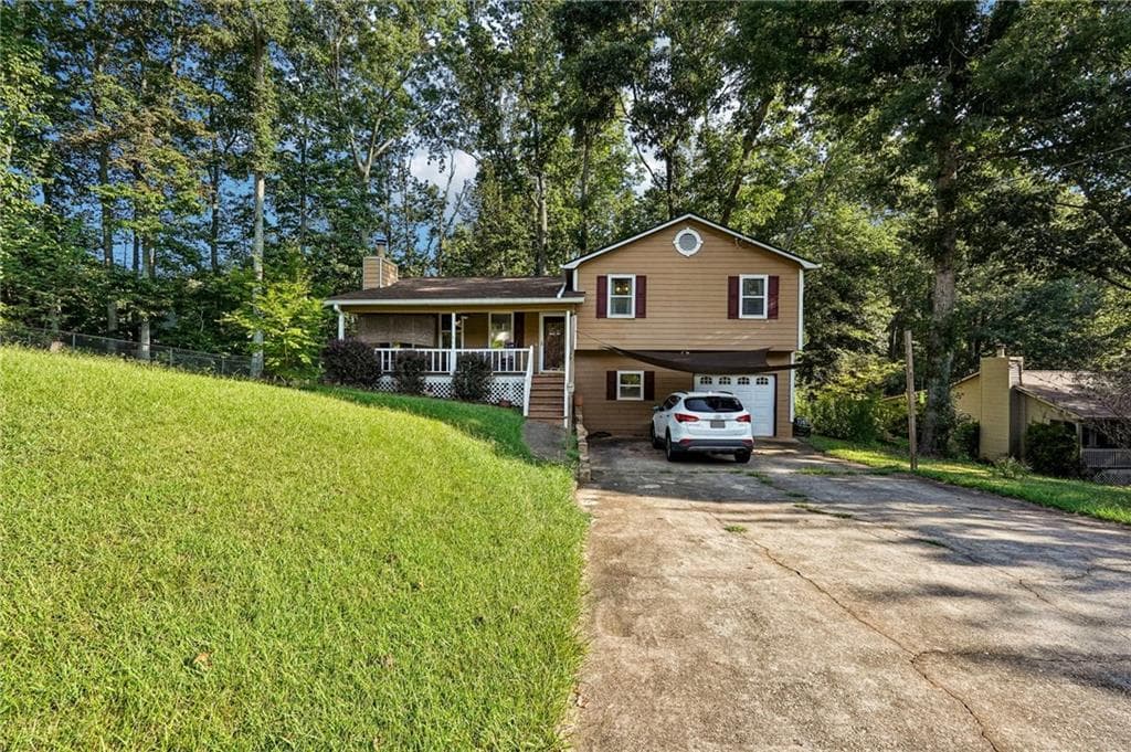 4 bedroom, 2 bathroom, 1,317 sq ft single family residence for sale at 57 Brooks Street, Dallas, GA 30157