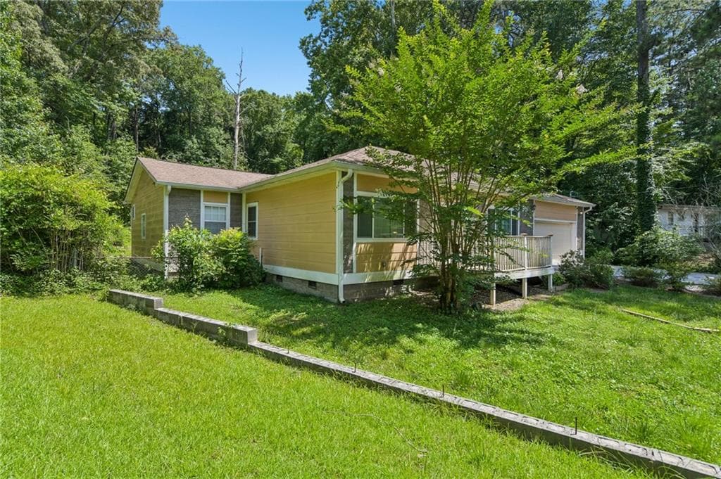 4 bedroom, 4 bathroom, 2,399 sq ft single family residence for sale at 3167 Westmart Lane, Atlanta, GA 30340 — photo 3