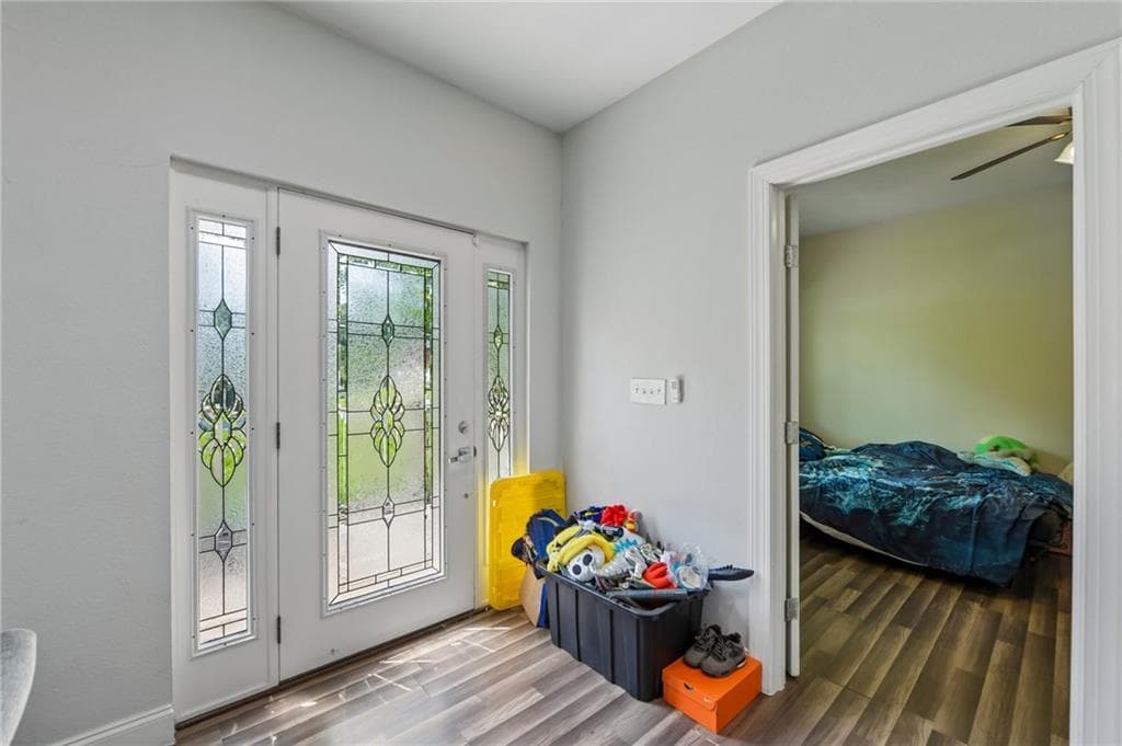 4 bedroom, 4 bathroom, 2,399 sq ft single family residence for sale at 3167 Westmart Lane, Atlanta, GA 30340 — photo 5