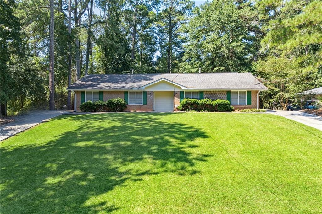 duplex for sale at 4901 Valley Dale Drive, Lilburn, GA 30047 — photo 2