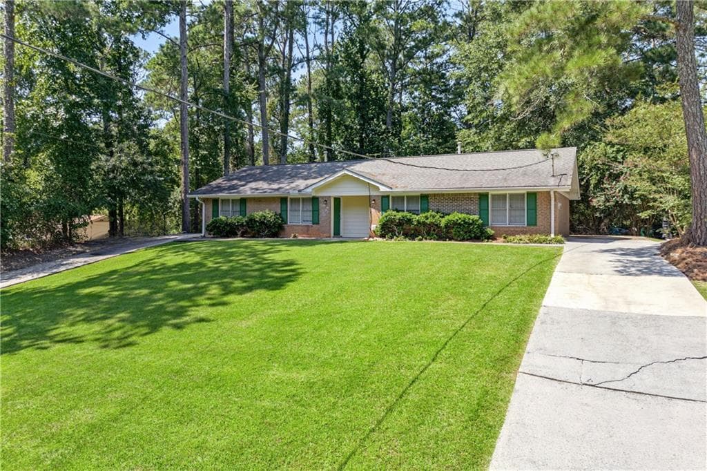duplex for sale at 4901 Valley Dale Drive, Lilburn, GA 30047 — photo 3