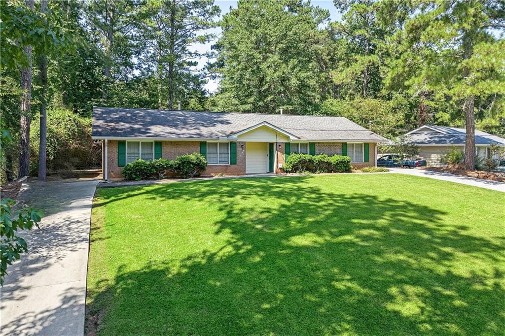 duplex for sale at 4901 Valley Dale Drive, Lilburn, GA 30047 — photo 4