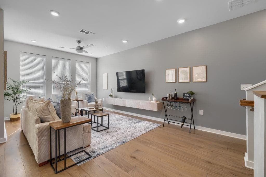 3 bedroom, 3 bathroom, 2,264 sq ft condominium for sale at 1050 Stacks Avenue 1506, Atlanta, GA 30315 — photo 4