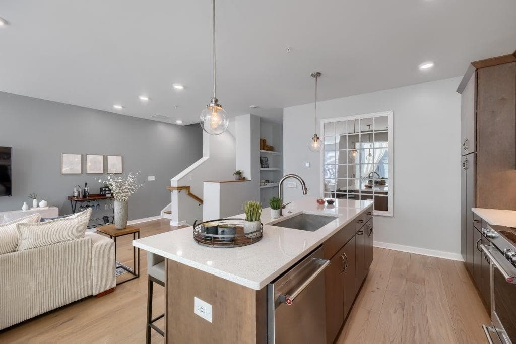 3 bedroom, 3 bathroom, 2,264 sq ft condominium for sale at 1050 Stacks Avenue 1506, Atlanta, GA 30315 — photo 10