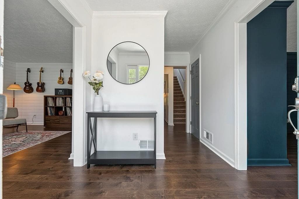 4 bedroom, 3 bathroom, 2,500 sq ft single family residence for sale at 104 Shane Way, Mableton, GA 30126 — photo 5
