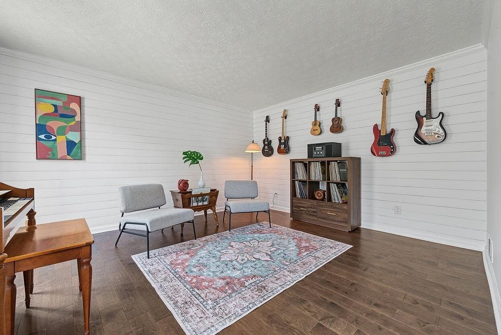4 bedroom, 3 bathroom, 2,500 sq ft single family residence for sale at 104 Shane Way, Mableton, GA 30126 — photo 6
