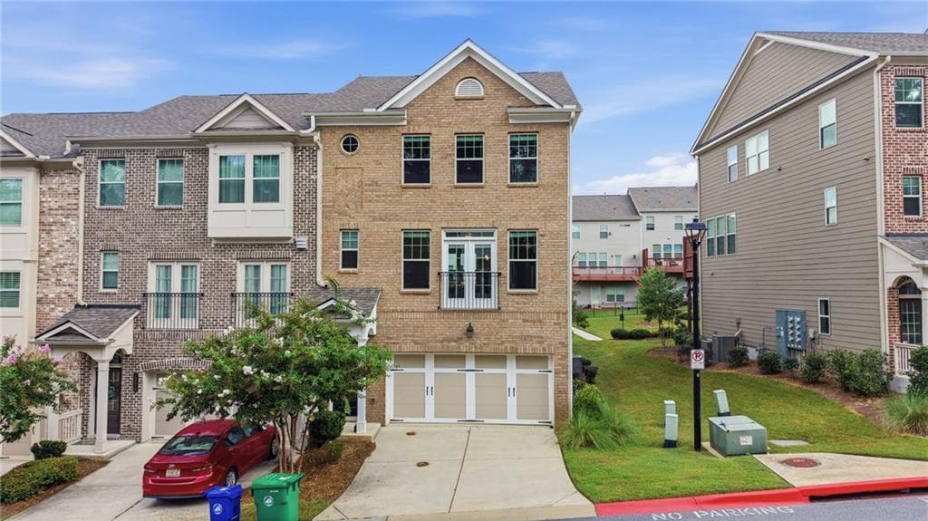 4 bedroom, 4 bathroom, 2,100 sq ft townhouse for sale at 1328 Rosen Road, Brookhaven, GA 30319