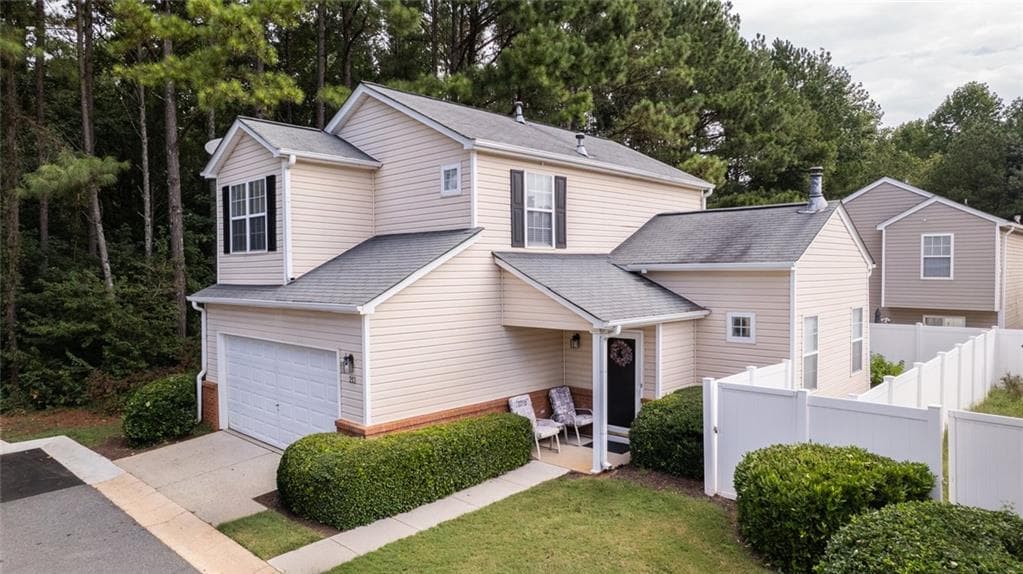 2 bedroom, 3 bathroom, 1,321 sq ft single family residence for sale at 213 Manley Court, Woodstock, GA 30188