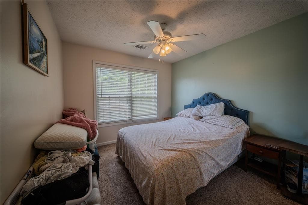 2 bedroom, 3 bathroom, 1,321 sq ft single family residence for sale at 213 Manley Court, Woodstock, GA 30188 — photo 6