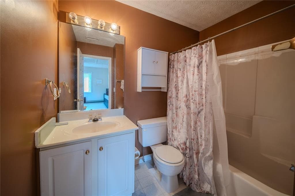 2 bedroom, 3 bathroom, 1,321 sq ft single family residence for sale at 213 Manley Court, Woodstock, GA 30188 — photo 9