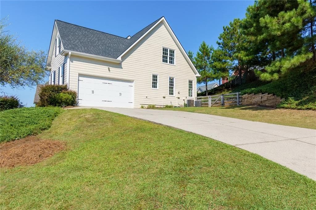 4 bedroom, 3 bathroom, 2,257 sq ft single family residence for sale at 215 Mountain Vista Boulevard, Canton, GA 30115 — photo 2