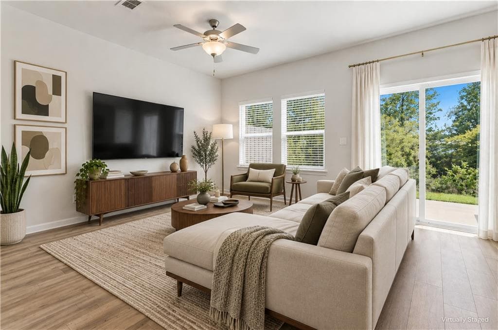 3 bedroom, 3 bathroom, 1,888 sq ft townhouse for sale at 1665 Villageside Court, Lawrenceville, GA 30043 — photo 7