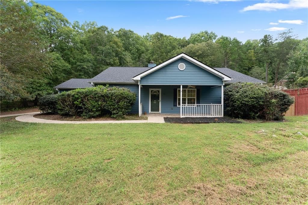 3 bedroom, 2 bathroom, 1,564 sq ft single family residence for sale at 38 Stoneridge Drive, Dahlonega, GA 30533 — photo 2
