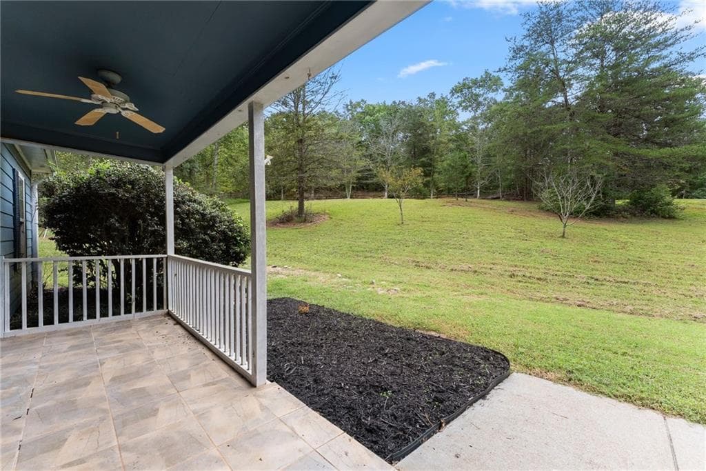 3 bedroom, 2 bathroom, 1,564 sq ft single family residence for sale at 38 Stoneridge Drive, Dahlonega, GA 30533 — photo 4