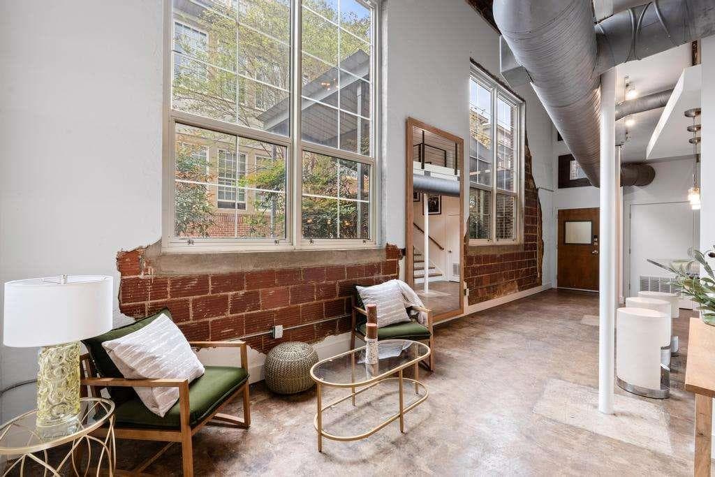 2 bedroom, 2 bathroom, 1,205 sq ft condominium for sale at 600 College Street 113, Hapeville, GA 30354 — photo 2