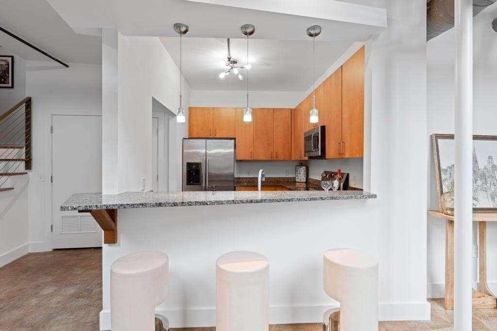 2 bedroom, 2 bathroom, 1,205 sq ft condominium for sale at 600 College Street 113, Hapeville, GA 30354 — photo 9