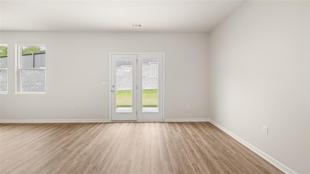4 bedroom, 3 bathroom, 2,431 sq ft single family residence for sale at 1241 Kingston Avenue, Buckhead, GA 30625 — photo 6
