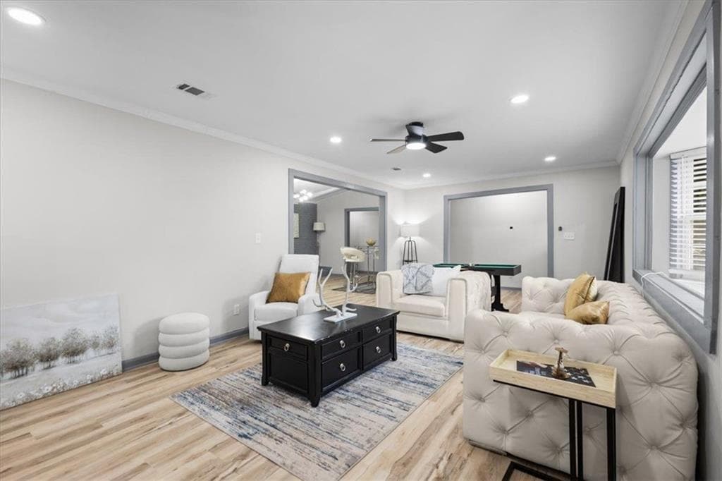 4 bedroom, 2 bathroom, 2,222 sq ft single family residence for sale at 4720 Shoshonee Trail, College Park, GA 30349 — photo 5