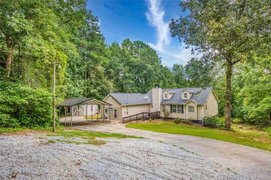 3 bedroom, 2 bathroom, 1,729 sq ft single family residence for sale at 265 Riverbrooke Trail, Covington, GA 30016