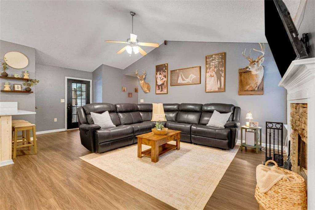 3 bedroom, 2 bathroom, 1,729 sq ft single family residence for sale at 265 Riverbrooke Trail, Covington, GA 30016 — photo 4