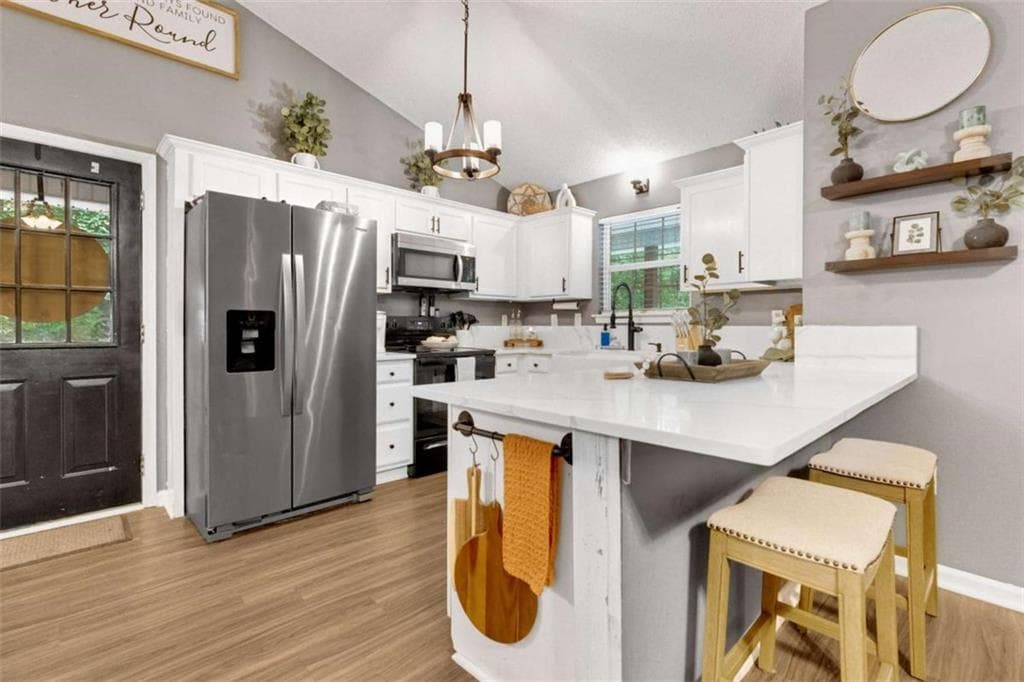 3 bedroom, 2 bathroom, 1,729 sq ft single family residence for sale at 265 Riverbrooke Trail, Covington, GA 30016 — photo 8