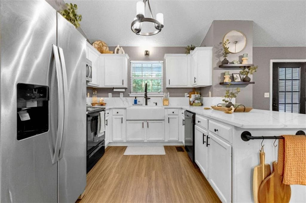 3 bedroom, 2 bathroom, 1,729 sq ft single family residence for sale at 265 Riverbrooke Trail, Covington, GA 30016 — photo 9