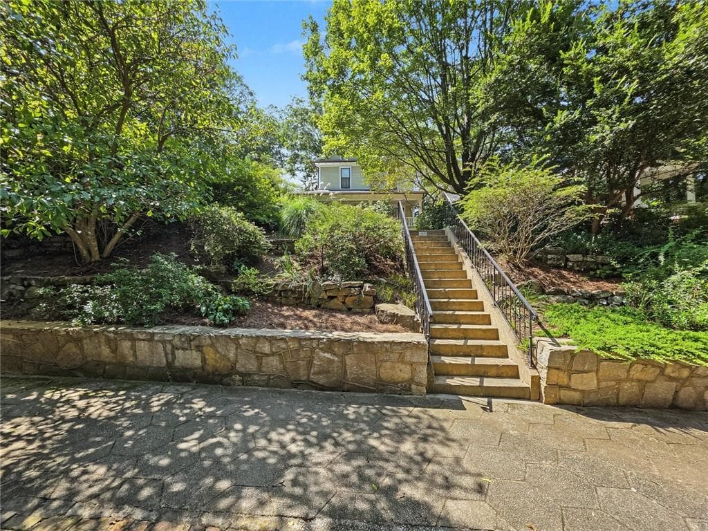 3 bedroom, 3 bathroom, 2,728 sq ft single family residence for rent at 1059 Alta Avenue, Atlanta, GA 30307 for $5,800 a month — photo 2