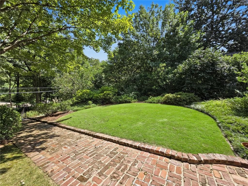 3 bedroom, 3 bathroom, 2,728 sq ft single family residence for rent at 1059 Alta Avenue, Atlanta, GA 30307 for $5,800 a month — photo 4
