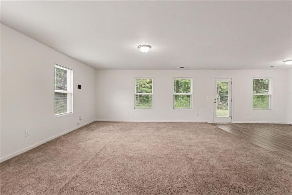 3 bedroom, 3 bathroom, 2,112 sq ft single family residence for sale at 231 Lantana Crossing, Dallas, GA 30132 — photo 3