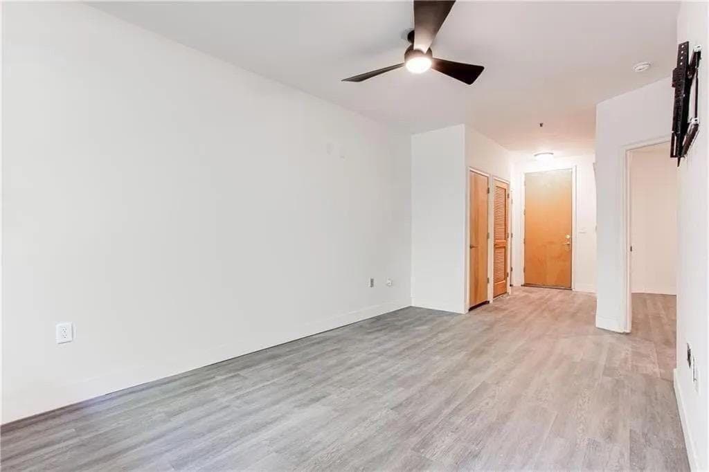 1 bedroom, 1 bathroom, 679 sq ft condominium for rent at 898 Oak Street 1307, Atlanta, GA 30310 for $1,300 a month — photo 4