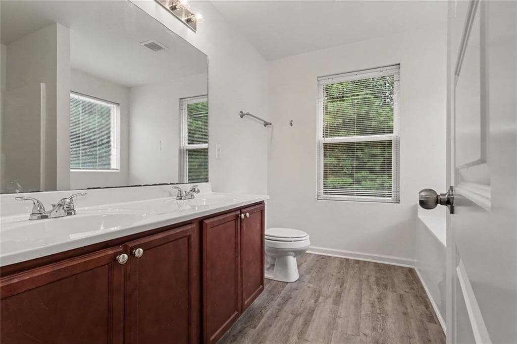 3 bedroom, 3 bathroom, 2,112 sq ft single family residence for sale at 231 Lantana Crossing, Dallas, GA 30132 — photo 8