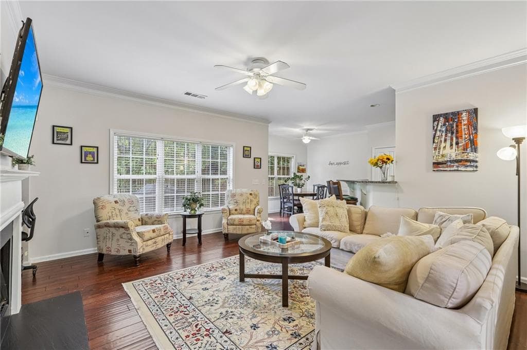 5 bedroom, 3 bathroom, 2,960 sq ft single family residence under contract at 3015 Saint Andrews Court, Cumming, GA 30041 — photo 5