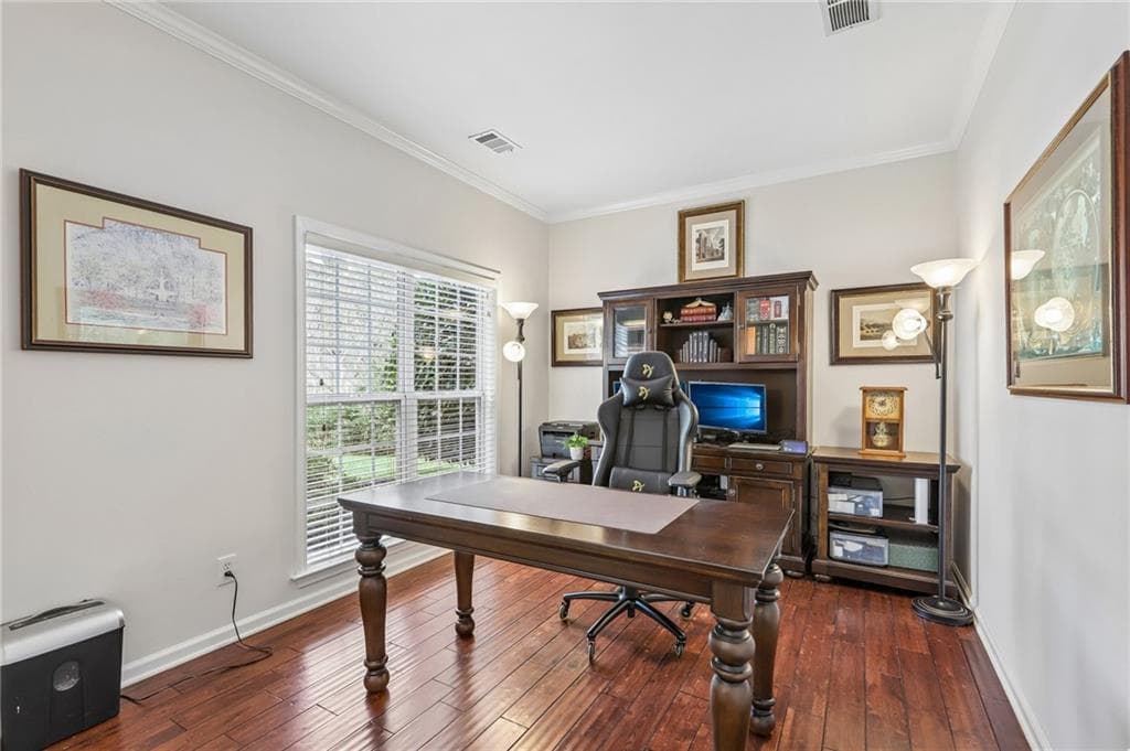 5 bedroom, 3 bathroom, 2,960 sq ft single family residence under contract at 3015 Saint Andrews Court, Cumming, GA 30041 — photo 8