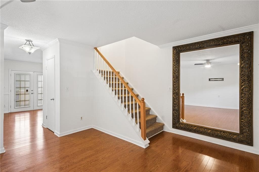 2 bedroom, 3 bathroom, 1,324 sq ft townhouse for rent at 6900 Roswell Road B5, Sandy Springs, GA 30328 for $2,400 a month — photo 6