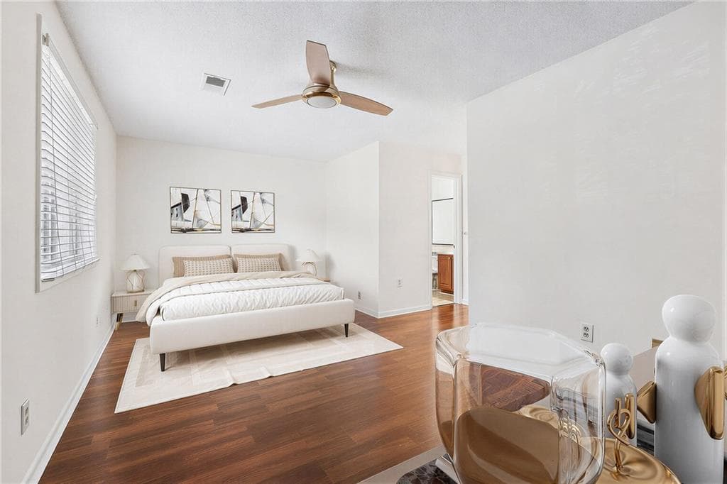 2 bedroom, 3 bathroom, 1,324 sq ft townhouse for rent at 6900 Roswell Road B5, Sandy Springs, GA 30328 for $2,400 a month — photo 10