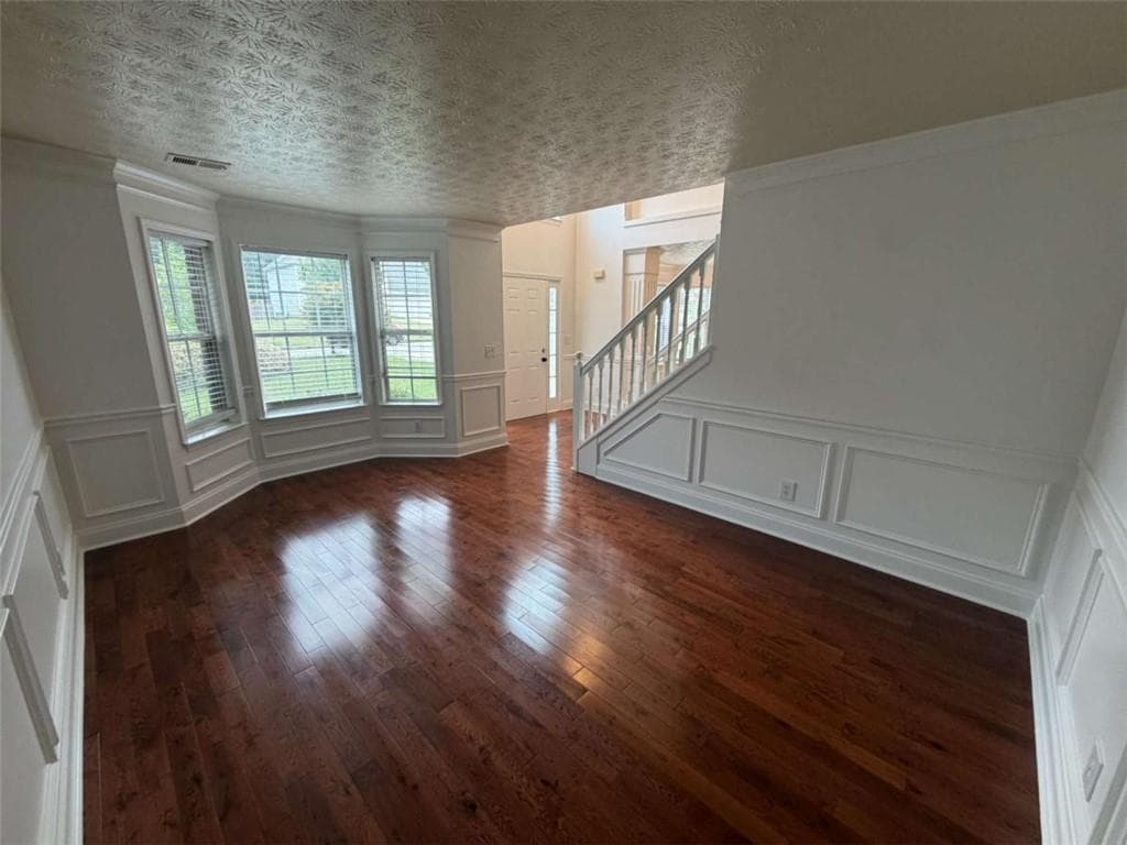 4 bedroom, 3 bathroom, 2,740 sq ft single family residence for rent at 9469 Carnes Crossing Circle, Jonesboro, GA 30236 for $2,395 a month — photo 2