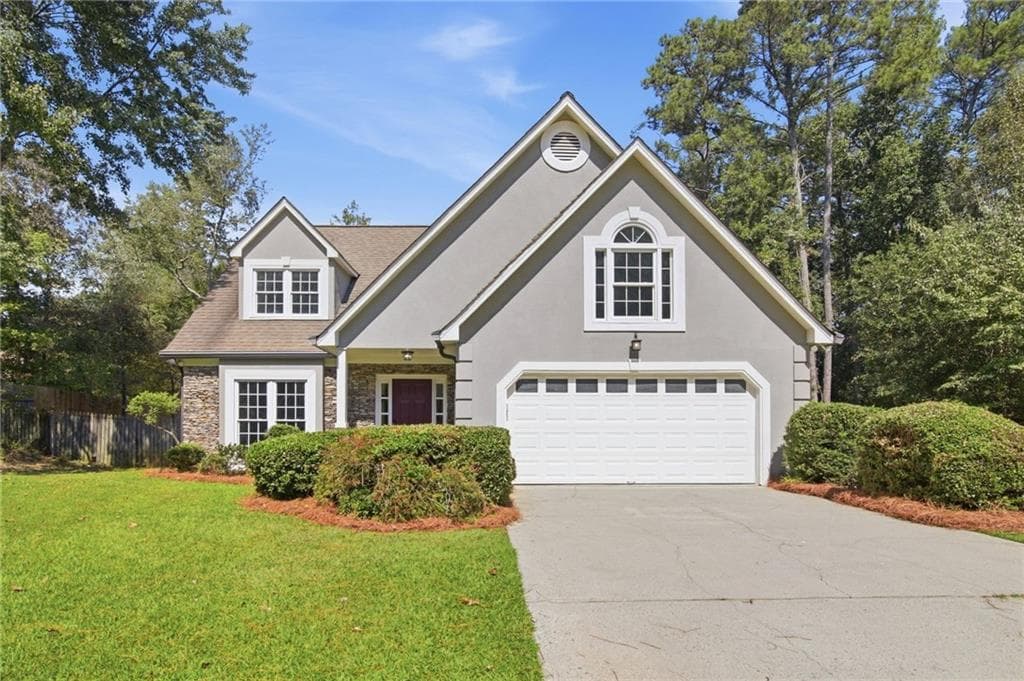 4 bedroom, 3 bathroom, 2,671 sq ft single family residence for sale at 558 Russett Court, Marietta, GA 30064 — photo 1 of 47