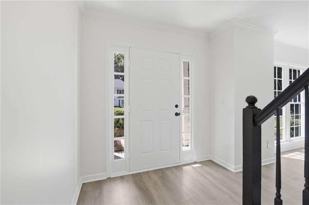 4 bedroom, 3 bathroom, 2,671 sq ft single family residence for sale at 558 Russett Court, Marietta, GA 30064 — photo 5