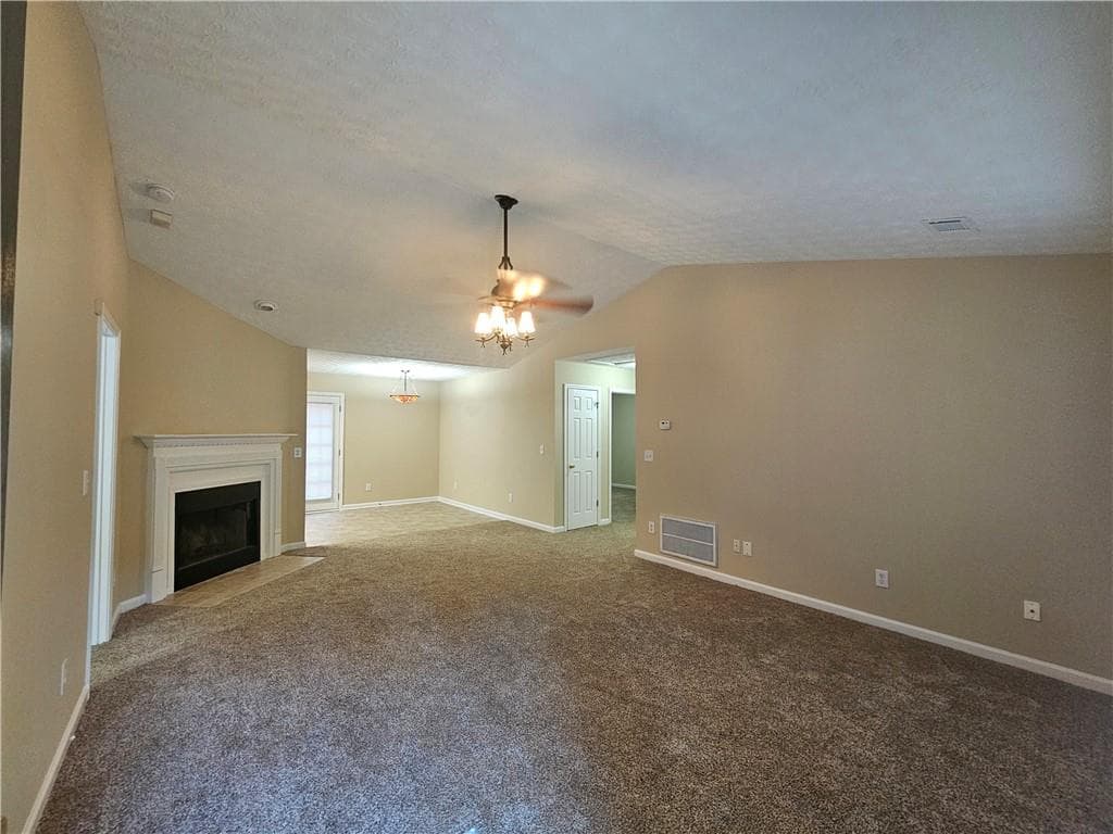 3 bedroom, 2 bathroom, 1,392 sq ft single family residence for sale at 150 Valley Drive, Stockbridge, GA 30281 — photo 4