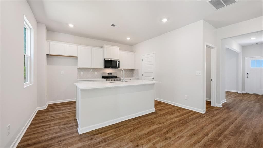 4 bedroom, 3 bathroom, 2,175 sq ft single family residence for sale at 1110 Amerson Street, Buckhead, GA 30625 — photo 6
