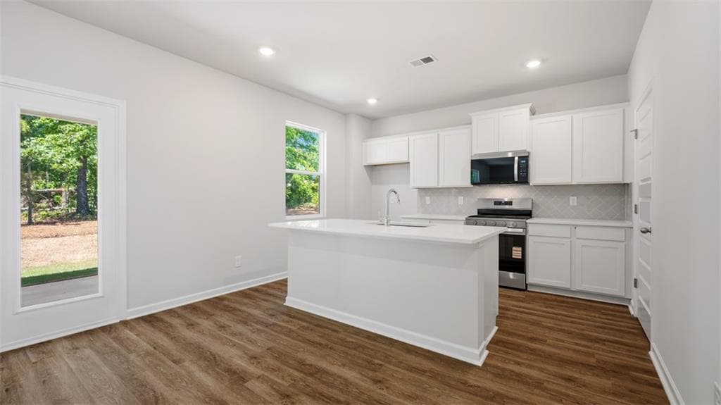 4 bedroom, 3 bathroom, 2,175 sq ft single family residence for sale at 1110 Amerson Street, Buckhead, GA 30625 — photo 8