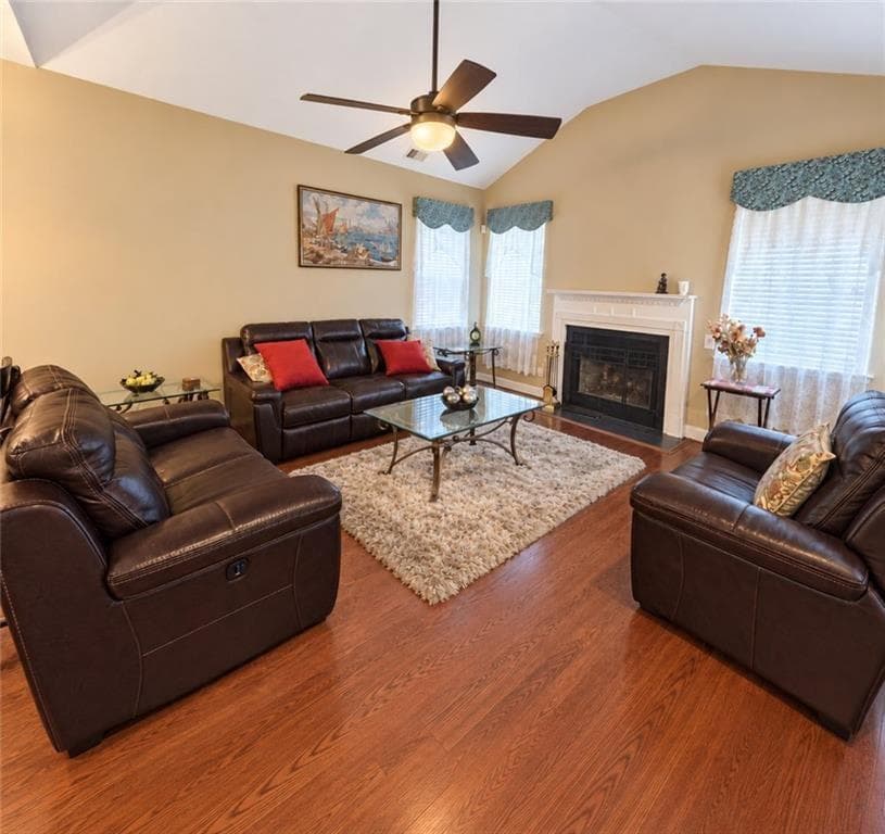 3 bedroom, 3 bathroom, 2,045 sq ft condominium for sale at 1213 Brookstone Way, Augusta, GA 30909 — photo 3