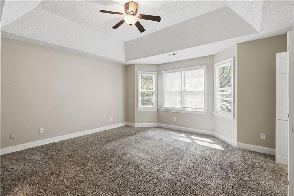 4 bedroom, 3 bathroom, 2,249 sq ft single family residence for sale at 5300 Oglethorpe Court, Powder Springs, GA 30127 — photo 10