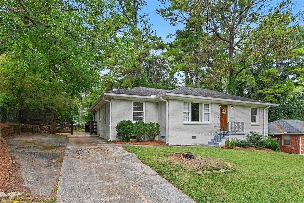 4 bedroom, 2 bathroom, 1,610 sq ft single family residence for sale at 2249 Mark Trail, Decatur, GA 30032 — photo 8