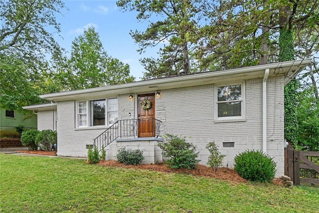 4 bedroom, 2 bathroom, 1,610 sq ft single family residence for sale at 2249 Mark Trail, Decatur, GA 30032 — photo 9