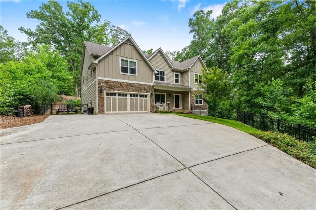 4 bedroom, 4 bathroom, 3,839 sq ft single family residence for sale at 4475 Liberty Road, Villa Rica, GA 30180 — photo 2