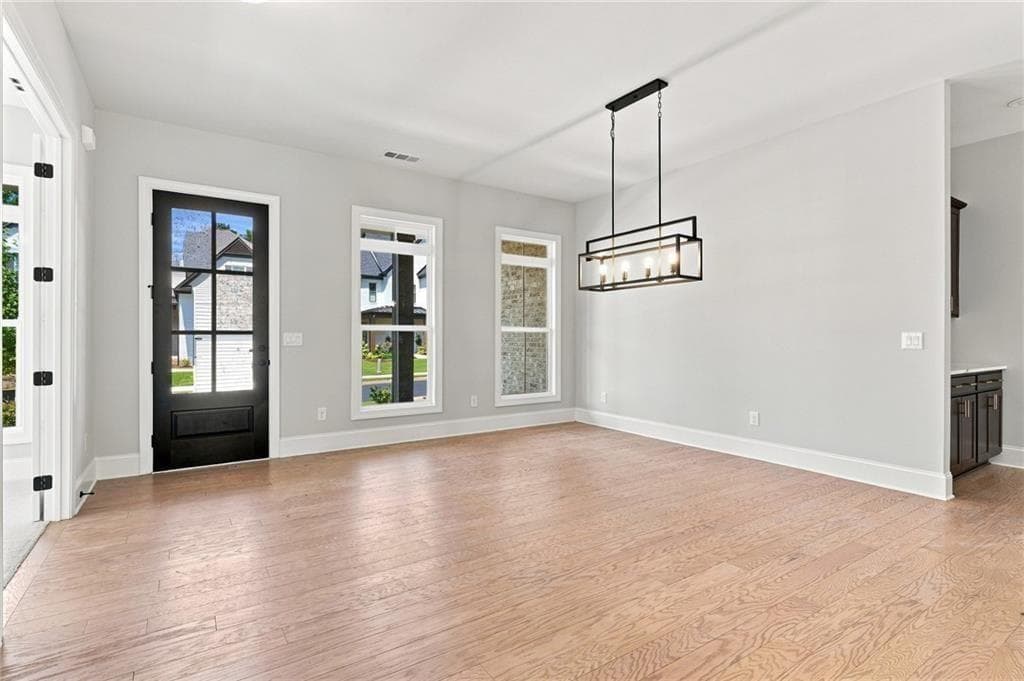 5 bedroom, 6 bathroom, 3,990 sq ft single family residence for sale at 886 Keystone Drive, Woodstock, GA 30188 — photo 7