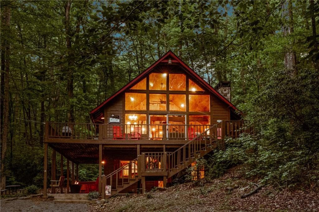 3 bedroom, 3 bathroom, 2,494 sq ft single family residence for sale at 469 N Lake Drive, Ellijay, GA 30536 — photo 4