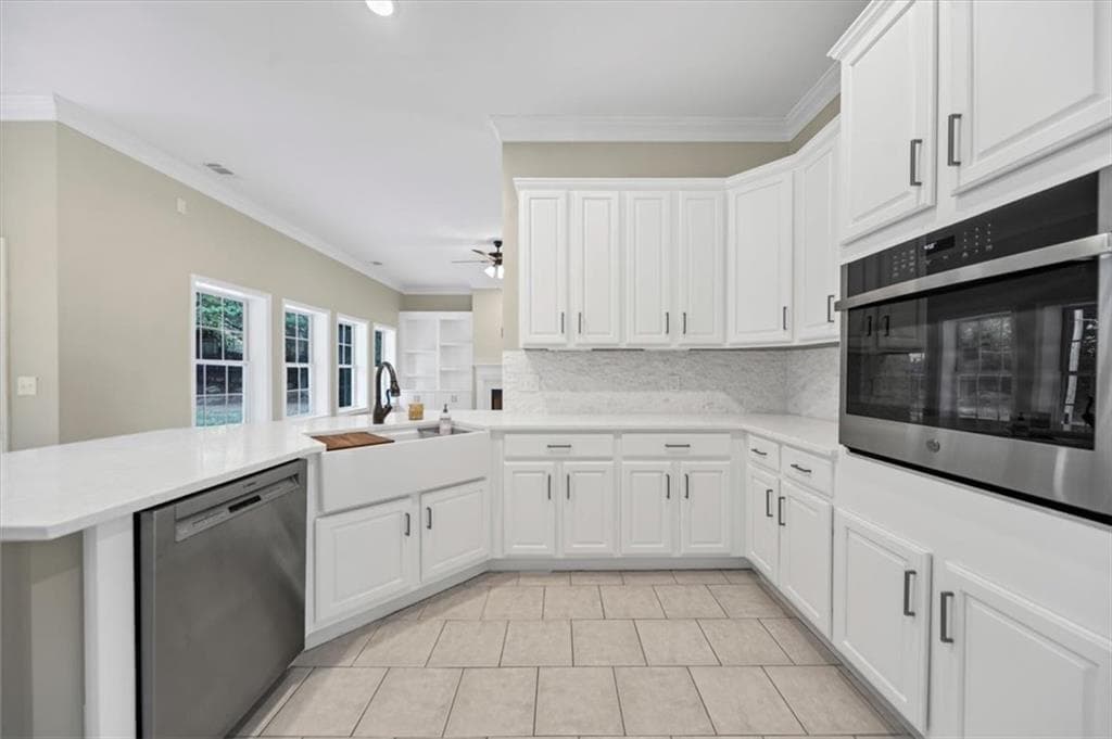 5 bedroom, 4 bathroom, 3,636 sq ft single family residence for sale at 730 River Rush Drive, Sugar Hill, GA 30518 — photo 4