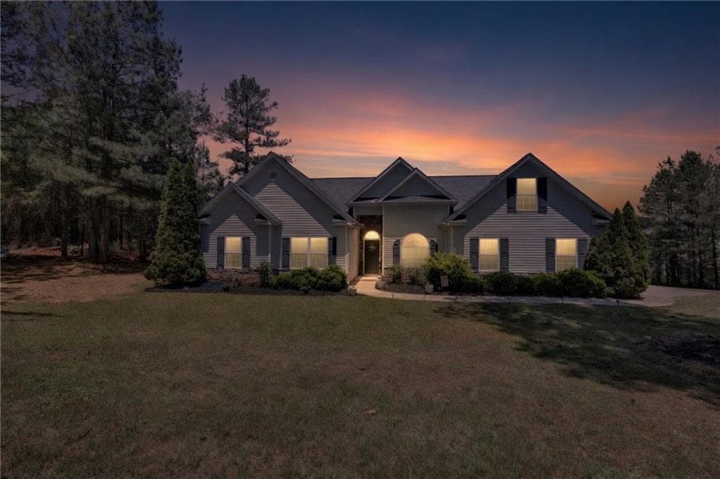 4 bedroom, 2 bathroom, 1,883 sq ft single family residence for sale at 10 PINE SHADOW Circle, Covington, GA 30016 — photo 2